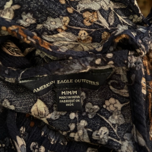 American Eagle top - Picture 5 of 5